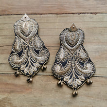 Load image into Gallery viewer, Shakti earrings iii