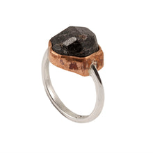 Load image into Gallery viewer, Rough Garnet Solitaire
