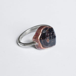 Rough Garnet Solitaire