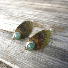 Load image into Gallery viewer, Prehnite Earrings